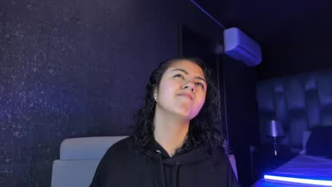 Emily online show from 05-19-26, 11:38
