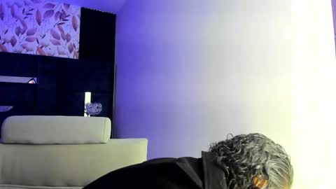 Emily online show from 05-28-26, 11:07