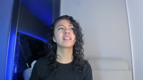 Snapshot of amarettho chatting on 07-03-26, 11:05 Emily online show from 07-03-26, 11:05
