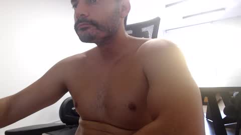 amateurmilk30 online show from 04-17-26, 07:06