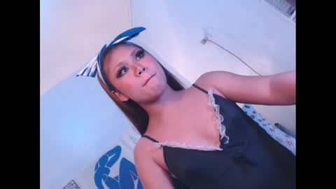 AMAYA and AVERY online show from 01-22-25, 12:27