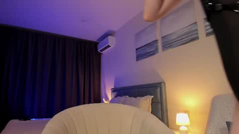 Snapshot of amazing_bitch chatting on 06-28-26, 05:52 Stasy online show from 06-28-26, 05:52