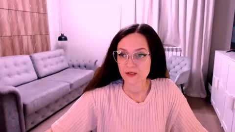 Snapshot of amazingeyes89 chatting on 02-05-26, 01:16 Izza online show from 02-05-26, 01:16