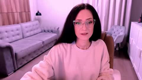 Snapshot of amazingeyes89 chatting on 04-02-26, 09:40 Izza online show from 04-02-26, 09:40