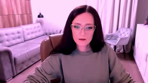 Snapshot of amazingeyes89 chatting on 04-04-26, 05:10 Izza online show from 04-04-26, 05:10