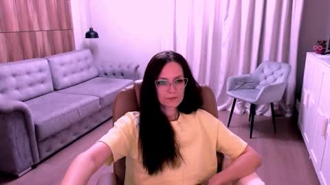 Izza online show from 05-14-26, 11:17
