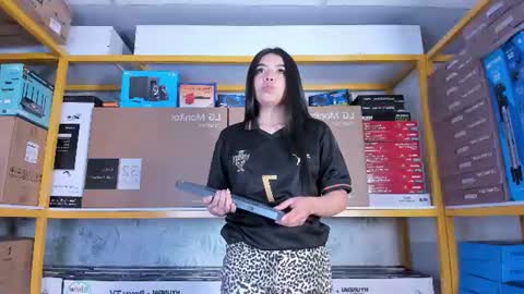 Snapshot of ambarina_ chatting on 06-23-26, 11:30 Ambarina online show from 06-23-26, 11:30