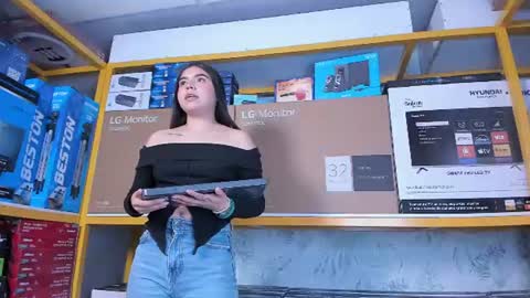 Snapshot of ambarina_ chatting on 07-15-26, 11:26 Ambarina online show from 07-15-26, 11:26