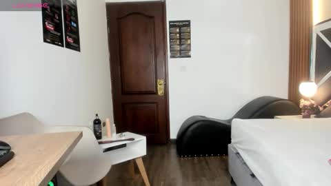 Ambar Ross online show from 03-12-26, 02:12