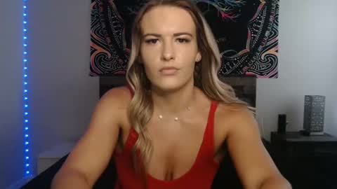 Amber online show from 11-22-25, 03:11