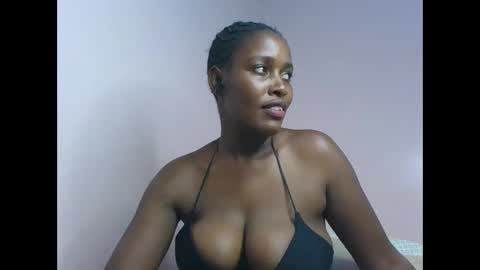 amber_cutie2 online show from 03-07-26, 08:00