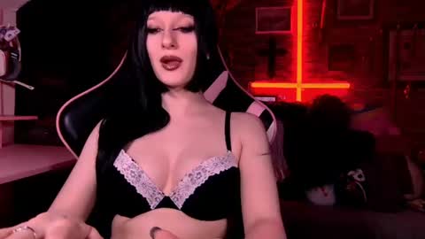 Snapshot of amberangel666 chatting on 06-22-26, 02:35 DEMONESS AMBER 666 online show from 06-22-26, 02:35
