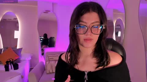 Snapshot of amberfarrell chatting on 04-04-26, 08:06 Amber online show from 04-04-26, 08:06