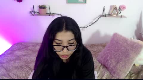 Amber Jeong online show from 01-08-25, 02:46