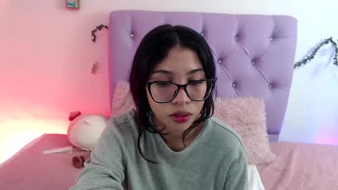 Amber Jeong online show from 01-25-25, 12:27