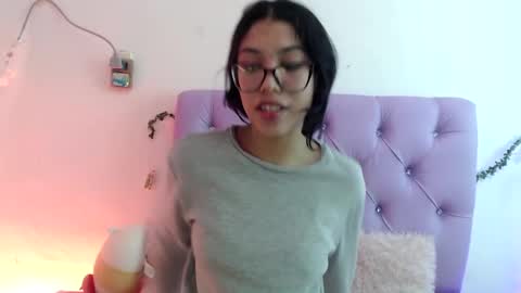 Amber Jeong online show from 01-25-25, 03:30