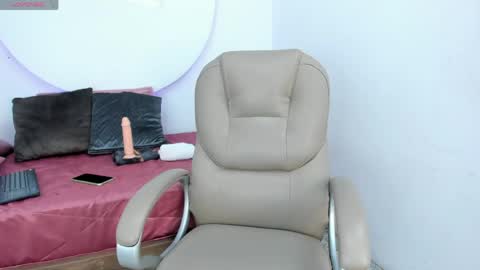 Amber online show from 04-16-26, 10:16