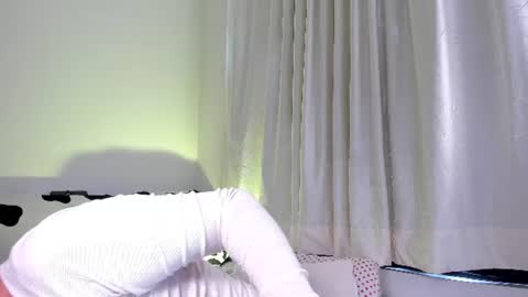 Snapshot of ambermiller04 chatting on 06-27-26, 02:55 Amber online show from 06-27-26, 02:55