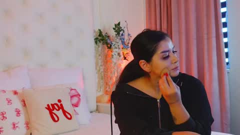 Amberseyes online show from 05-03-26, 08:31