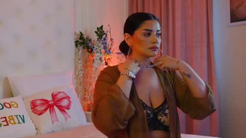 Amberseyes online show from 05-14-26, 10:11
