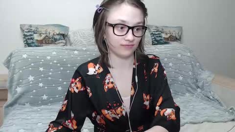 Snapshot of ambersimard chatting on 02-11-25, 11:12 Amber online show from 02-11-25, 11:12