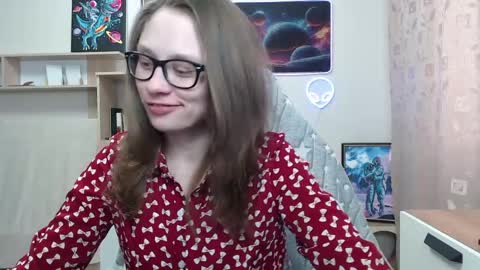 Snapshot of ambersimard chatting on 04-11-26, 04:06 Amber online show from 04-11-26, 04:06