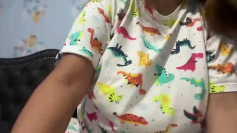 Marie online show from 05-28-26, 04:59