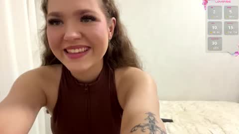 Mia online show from 06-25-26, 05:17
