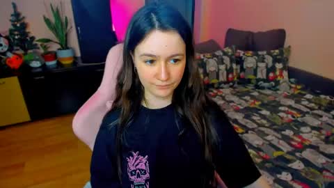 Eileen online show from 04-14-26, 03:07