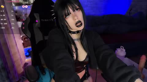 Amelia Aley  online show from 03-24-26, 10:20