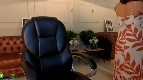 AMELIA online show from 05-27-26, 12:13