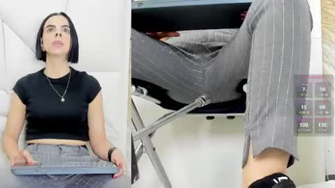 Snapshot of amelia_myers chatting on 07-08-26, 10:36 AMELIA. online show from 07-08-26, 10:36
