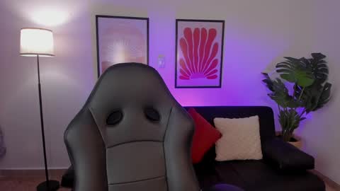 Amelia  online show from 05-31-26, 11:28