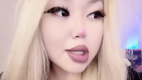 Amelia online show from 03-03-25, 12:26