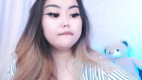 Amelia online show from 05-22-26, 02:55