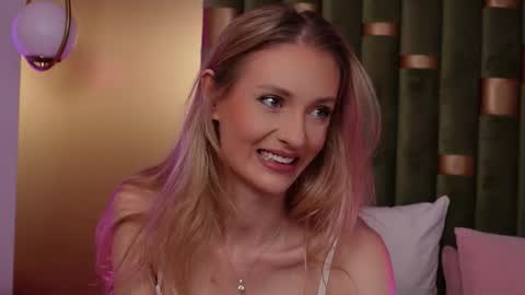 Amelia online show from 02-03-26, 06:22