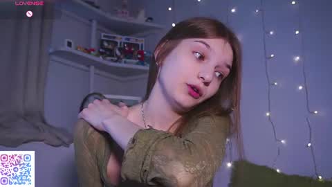 Snapshot of ameliami chatting on 07-15-26, 07:57 Amelia online show from 07-15-26, 07:57
