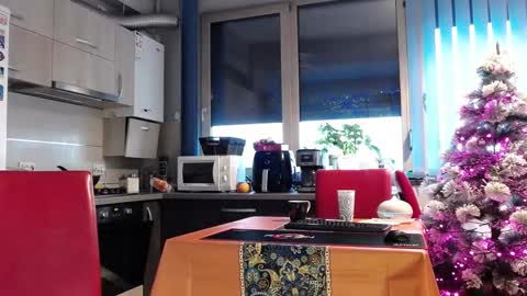 ameliecharming online show from 12-02-24, 11:23