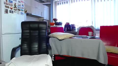 ameliecharming online show from 02-09-25, 10:42