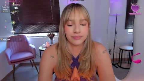 Amelie Graham online show from 05-22-26, 08:03