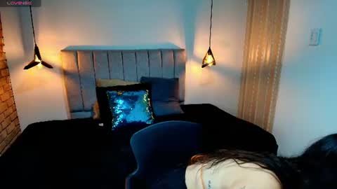 A M E L I E online show from 07-10-26, 12:30