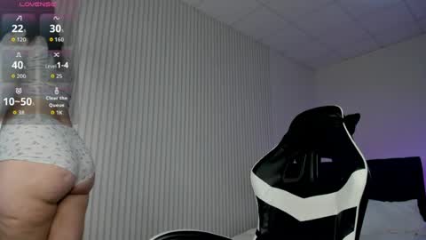 Snapshot of ameliia_castro chatting on 06-29-26, 03:35 Ameliia castro online show from 06-29-26, 03:35