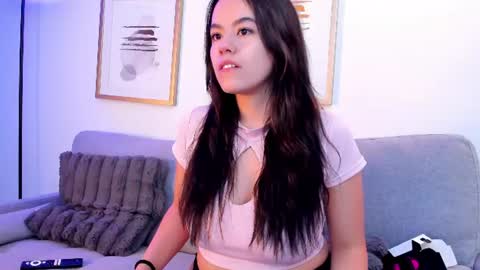Amelia online show from 06-11-26, 12:25