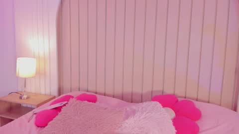 Amelia online show from 03-08-26, 02:04