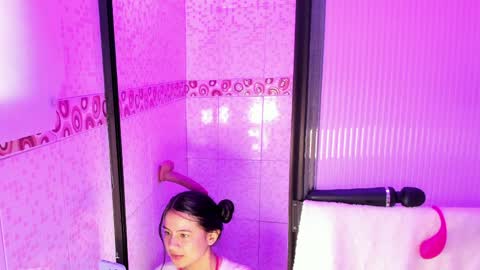 Amelia online show from 04-01-26, 09:12