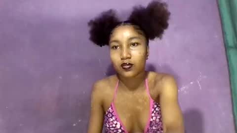 amelisy20005 online show from 02-01-26, 06:12