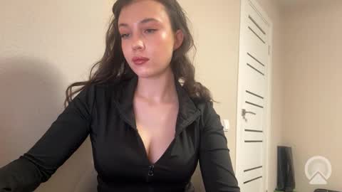 amelyay online show from 12-18-25, 01:28