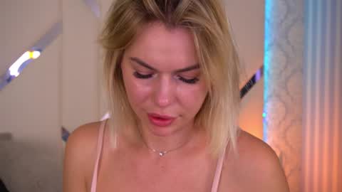 Amely online show from 12-27-24, 12:01