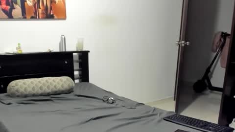 Snapshot of americanbig_dick chatting on 11-18-25, 05:56 Lucian online show from 11-18-25, 05:56