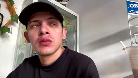 Snapshot of americanbig_dick chatting on 03-12-26, 10:49 Lucian online show from 03-12-26, 10:49